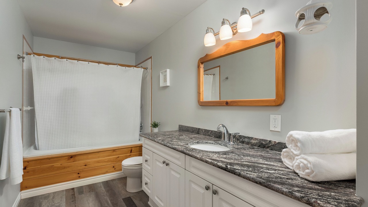 Photo of Bathroom in Lake of Bays