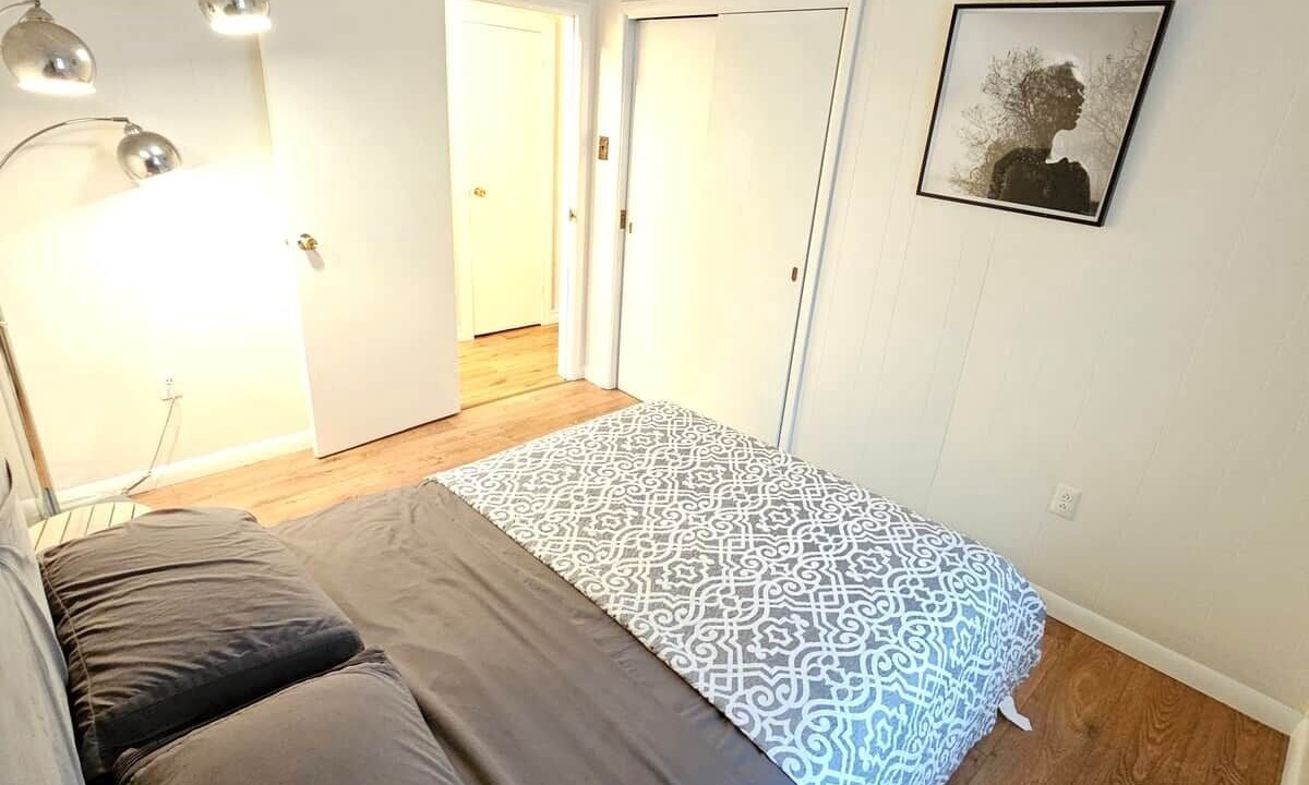 Photo of Bedroom in Gores Landing