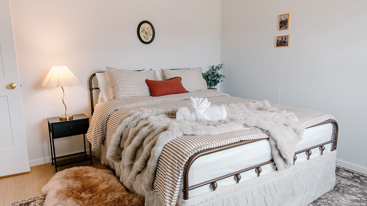 Photo of Bedroom in La Crete