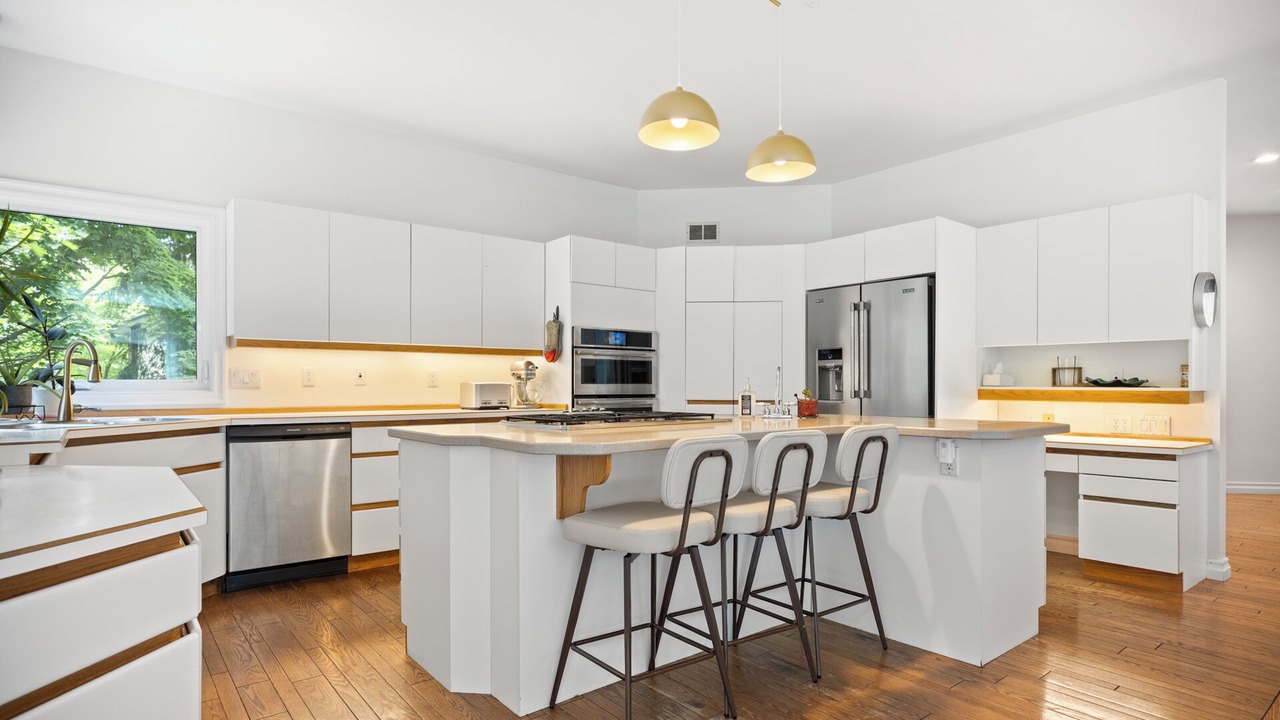 Photo of Kitchen in Thames Centre