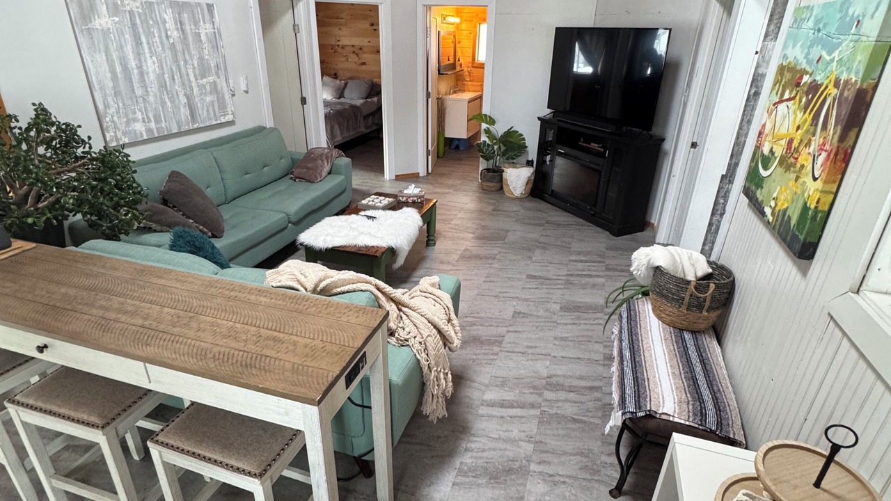 Photo of Livingroom in Winnipeg Beach
