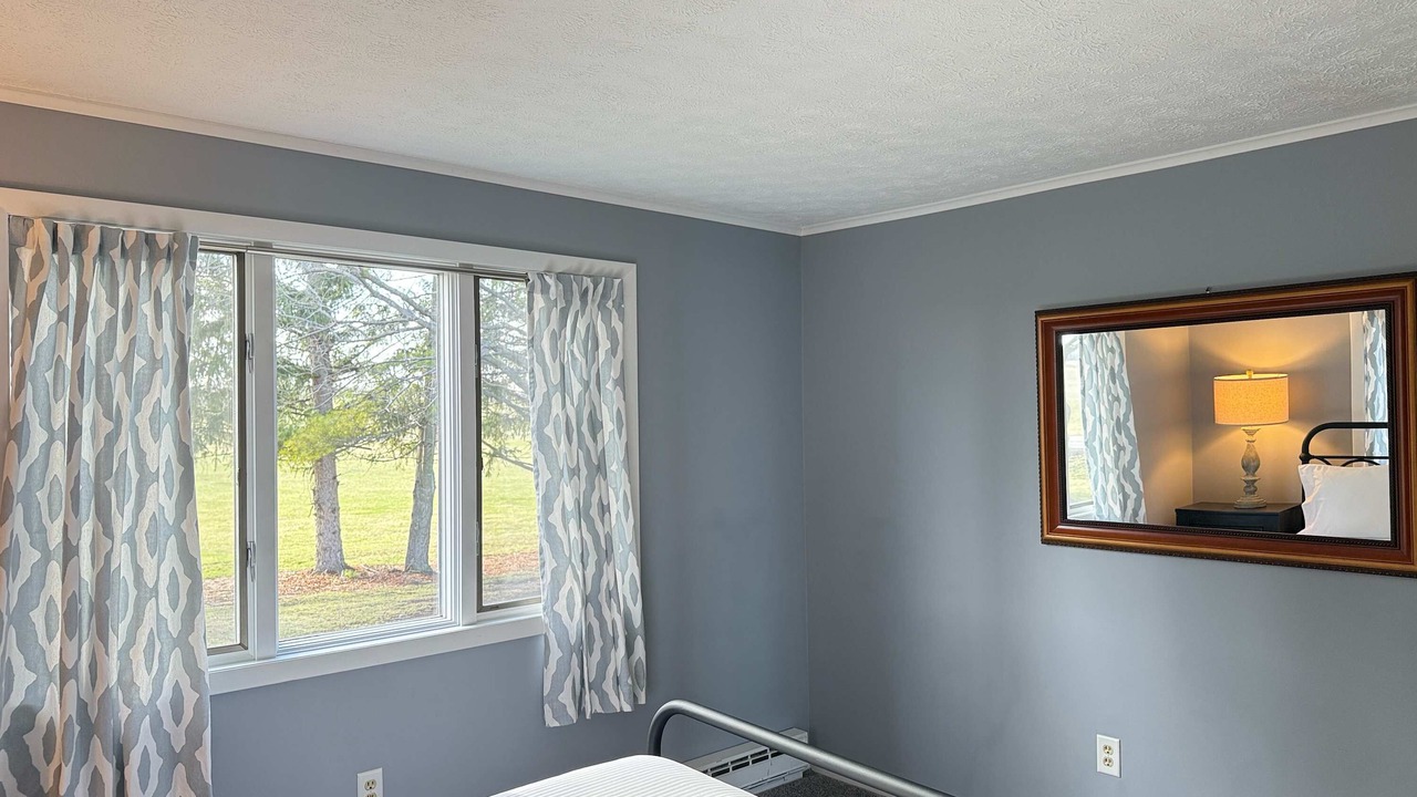 Photo of Bedroom in Town of Benton