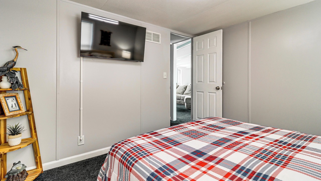 Photo of Bedroom in Port Clinton