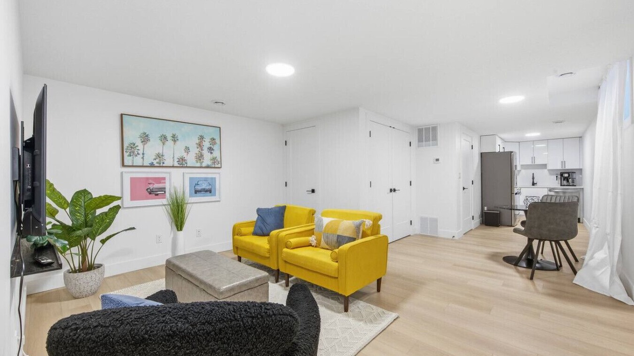 Photo of Livingroom in Northwest Edmonton