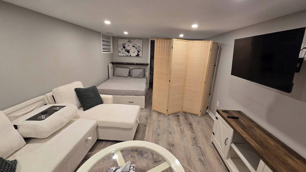 Photo of Bedroom in Belleville