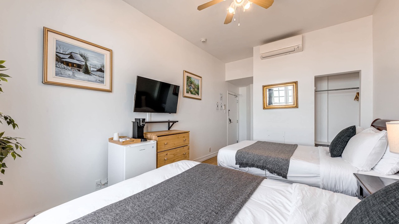 Photo of Bedroom in Old Quebec