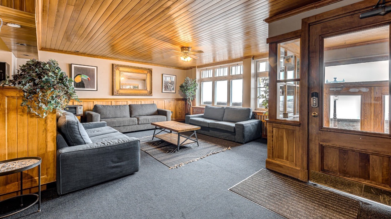 Photo of Livingroom in Old Quebec