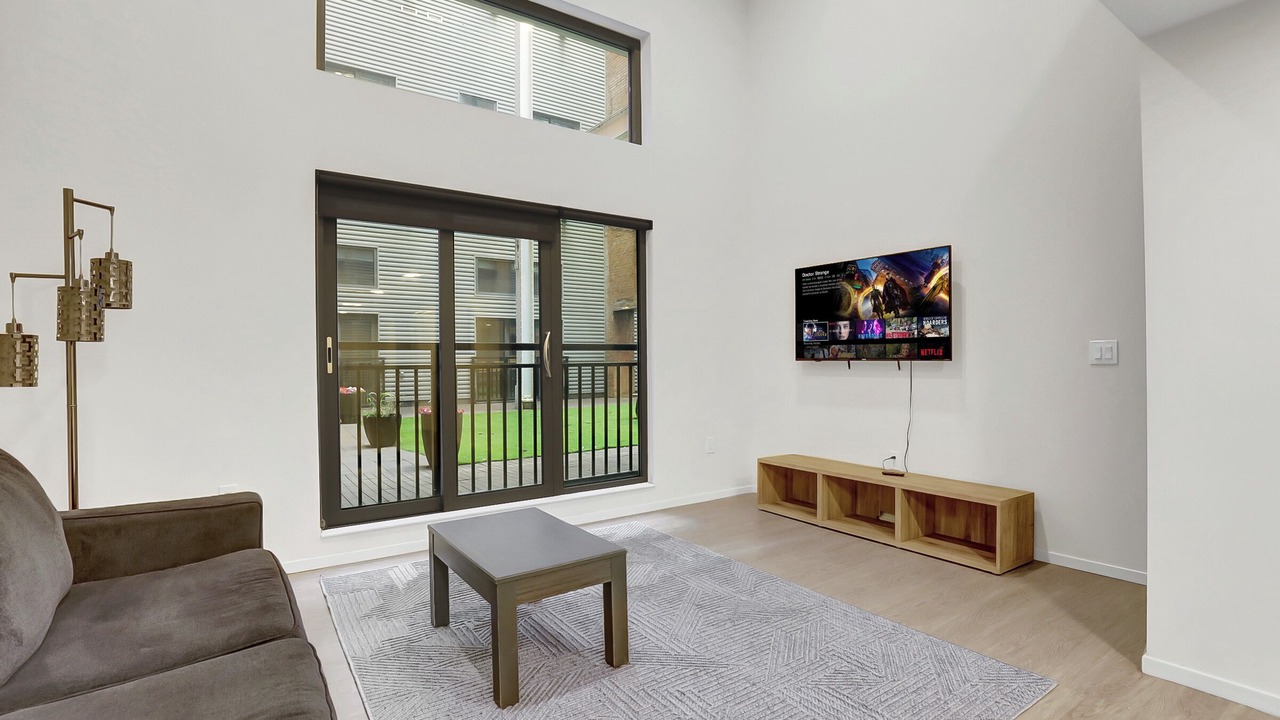 Photo of Livingroom in Gateway District