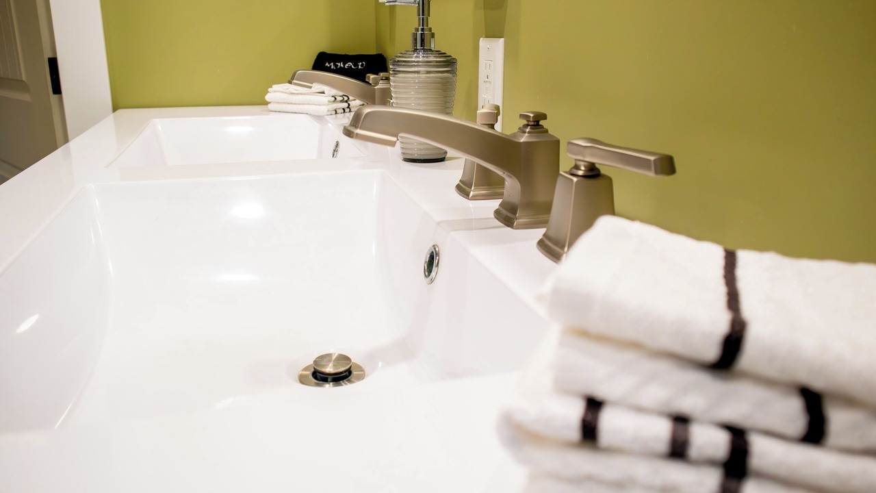 Photo of Bathroom in Crow Head