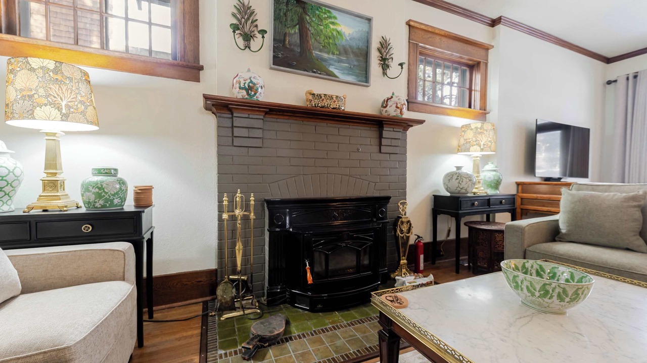 Photo of Livingroom in Moose Jaw