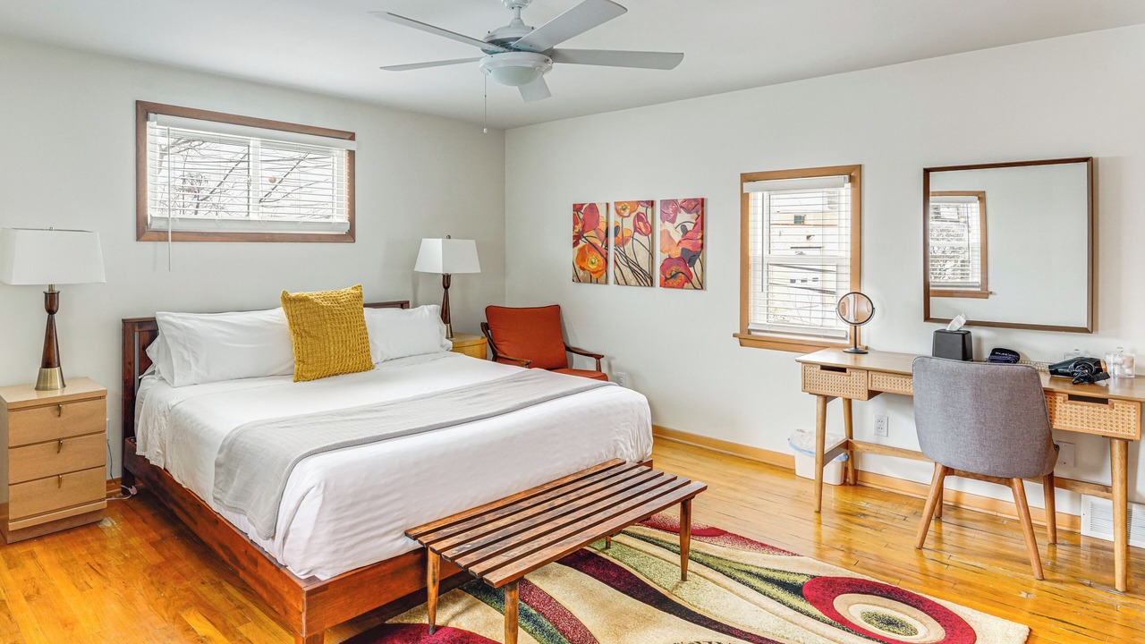 Photo of Bedroom in Cleveland
