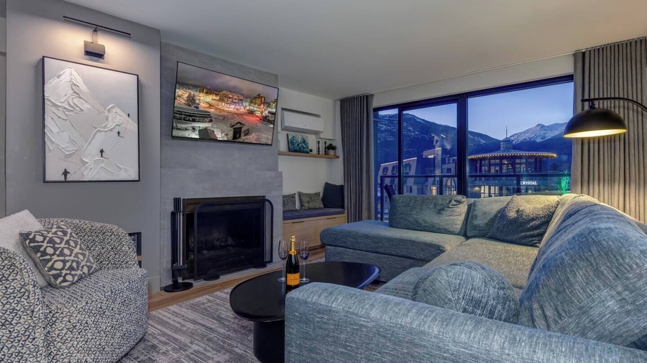 Photo of Livingroom in Whistler Village