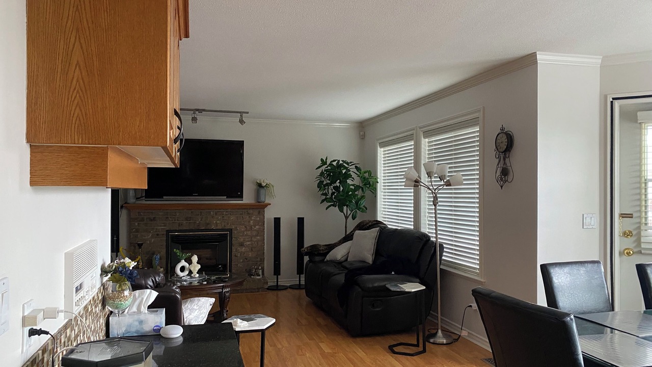 Photo of Livingroom in Port Coquitlam