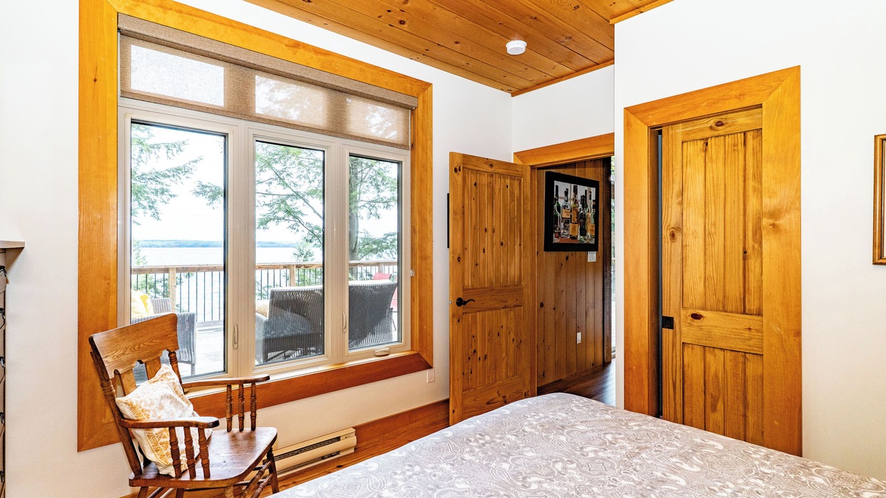 Photo of Bedroom in Utterson