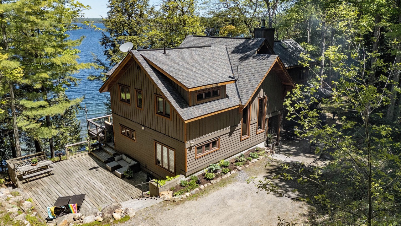 Photo of Outdoor in Utterson