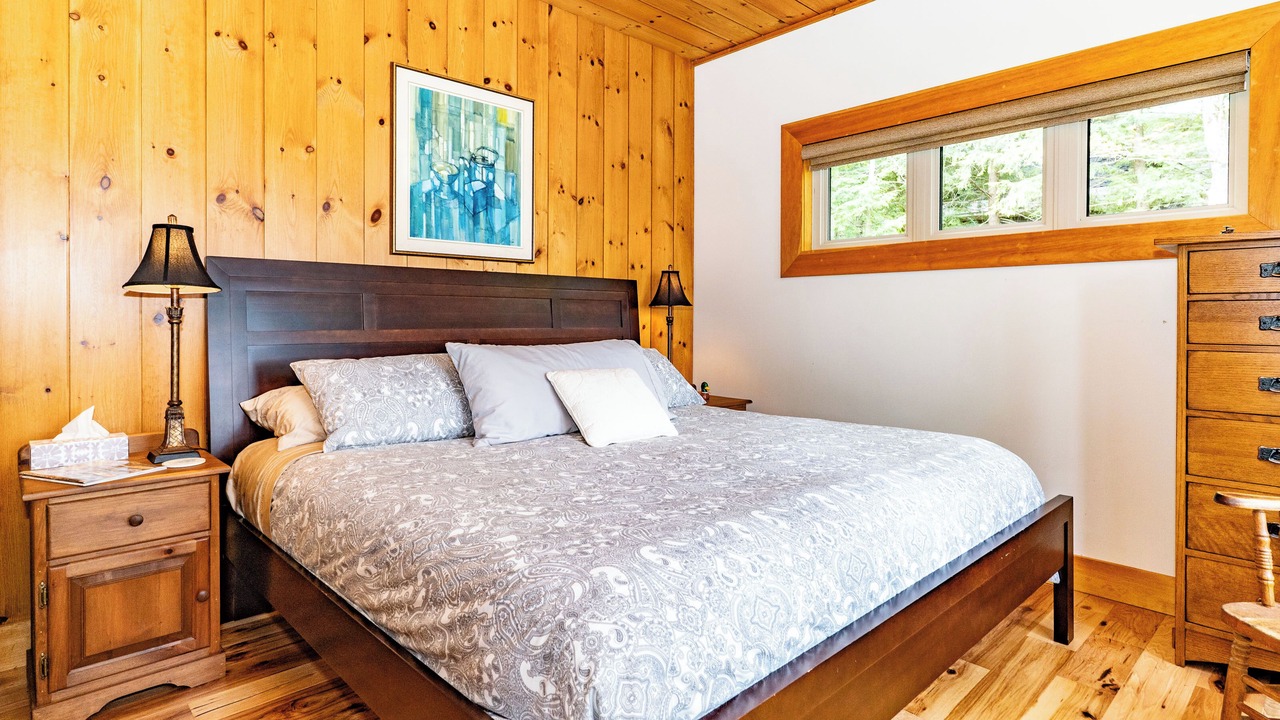 Photo of Bedroom in Utterson