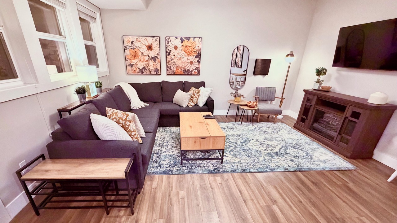 Photo of Livingroom in Fort Langley