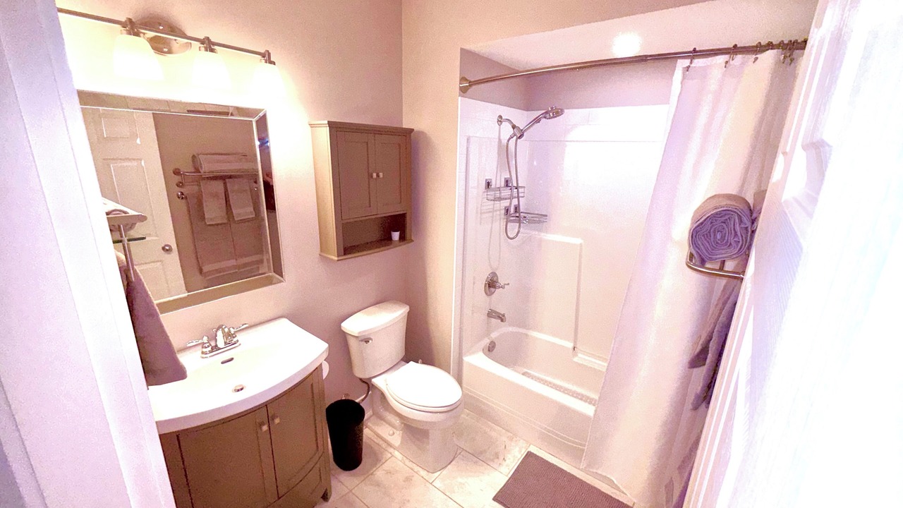 Photo of Bathroom in Fort Langley