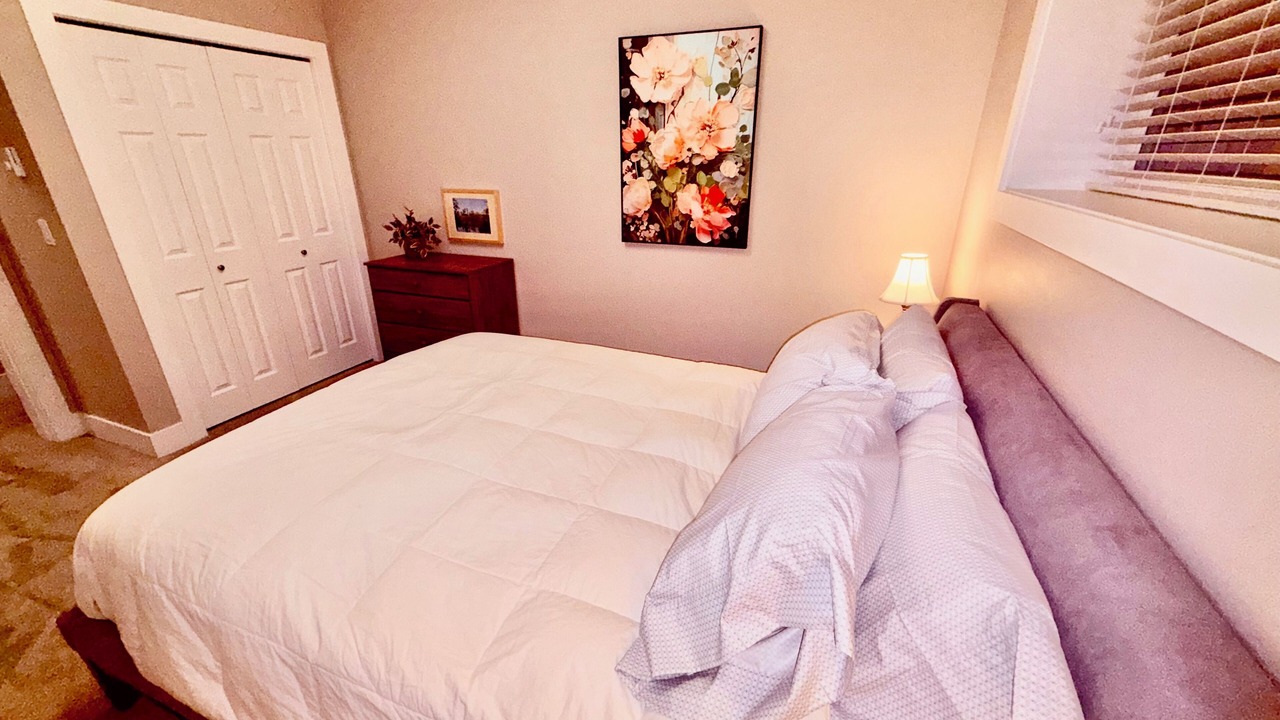Photo of Bedroom in Fort Langley