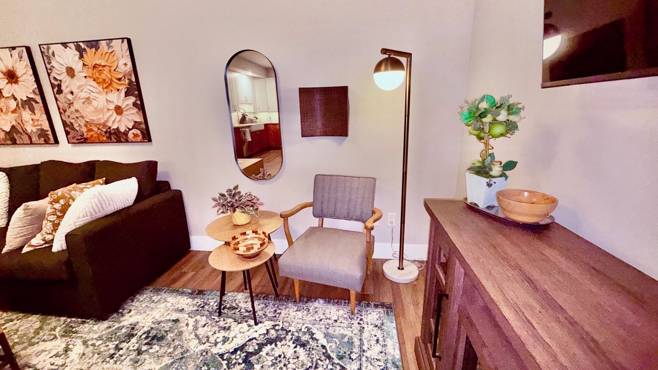 Photo of Livingroom in Fort Langley