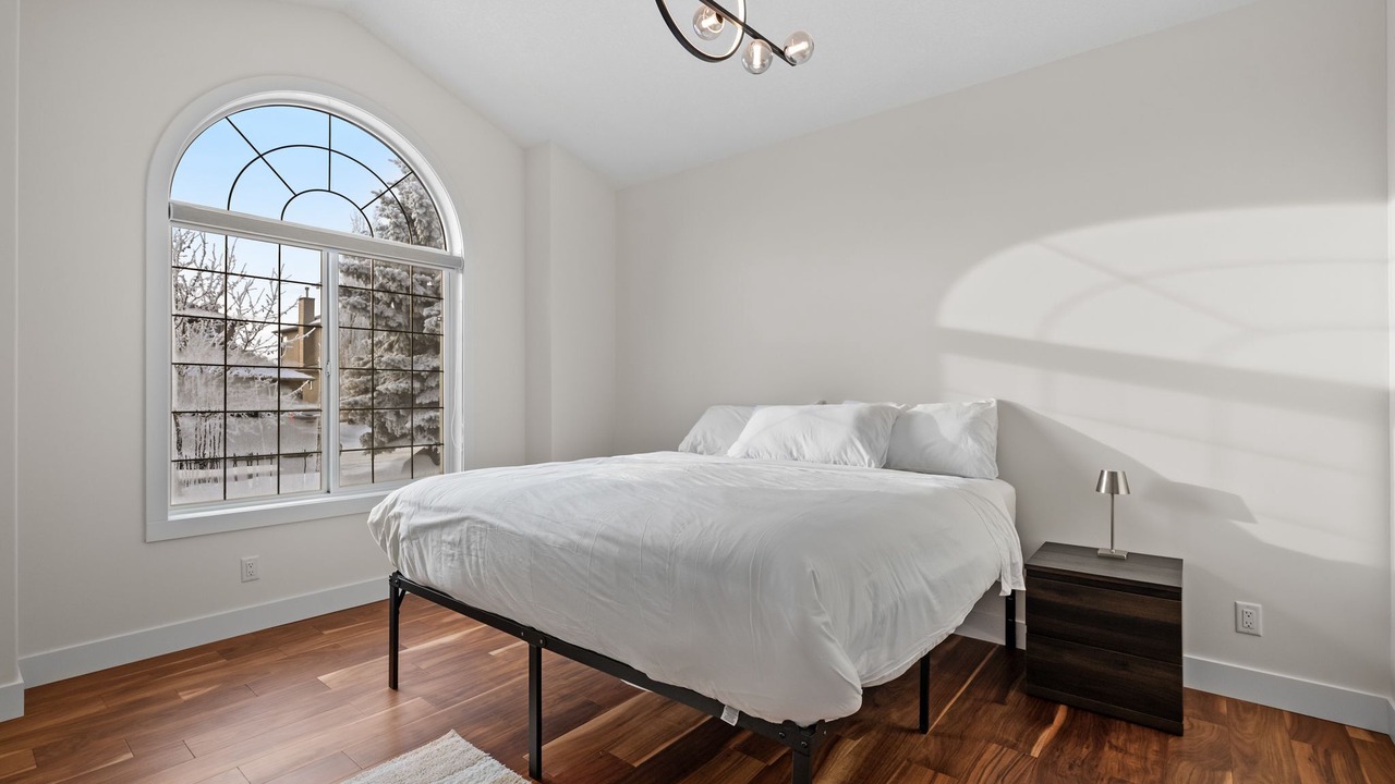 Photo of Bedroom in Chestermere