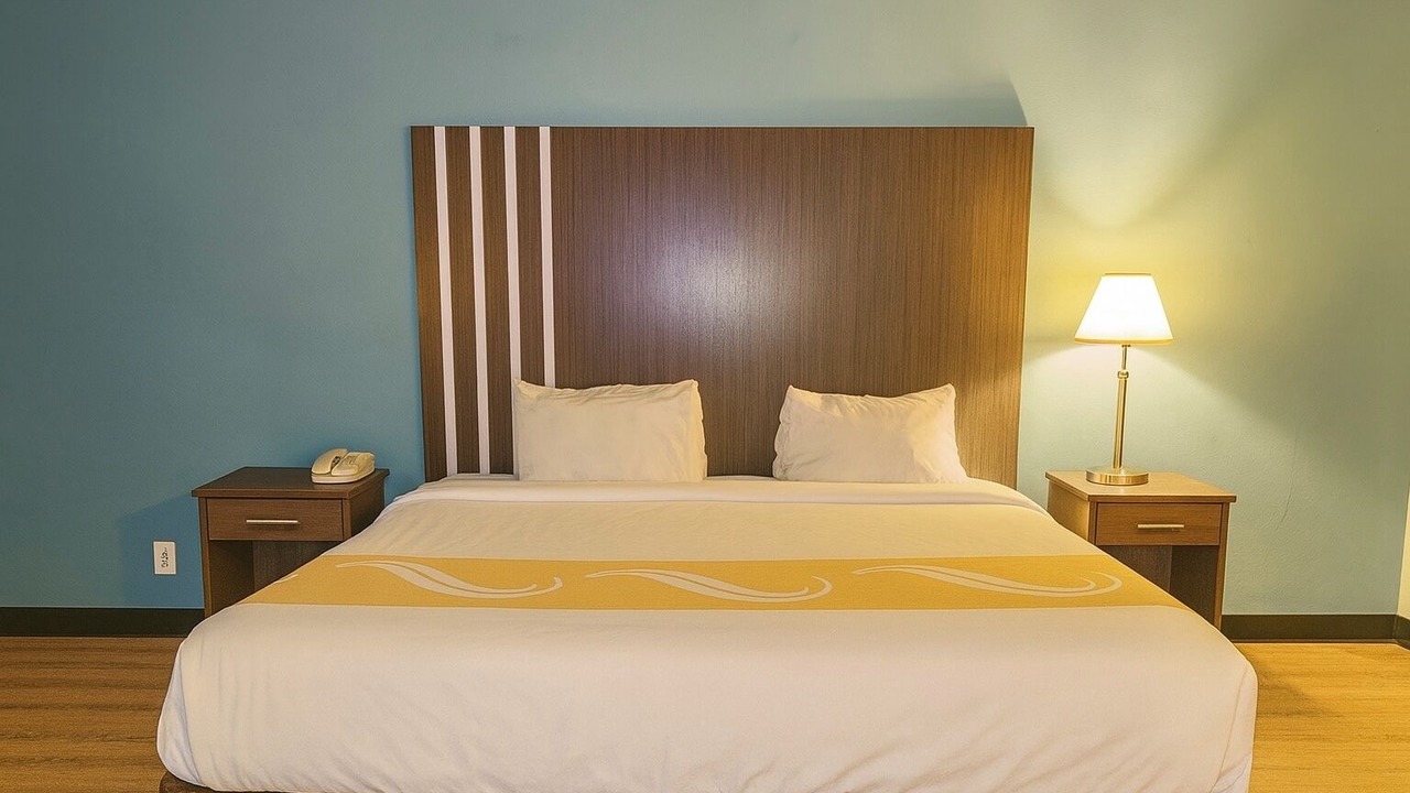 Photo of Bedroom in Point Edward