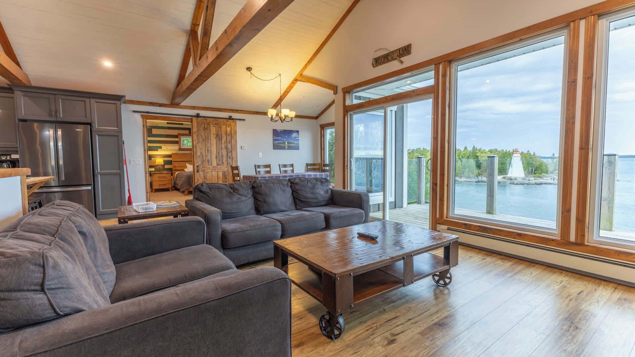 Photo of Livingroom in Tobermory