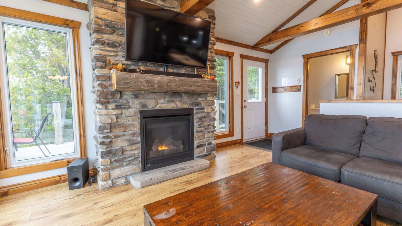 Photo of Livingroom in Tobermory