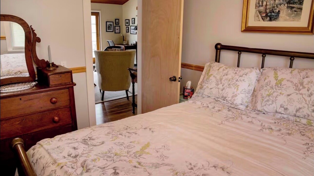 Photo of Bedroom in Hammondsport
