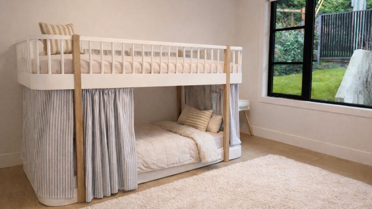 Photo of Bedroom in Lynn Valley