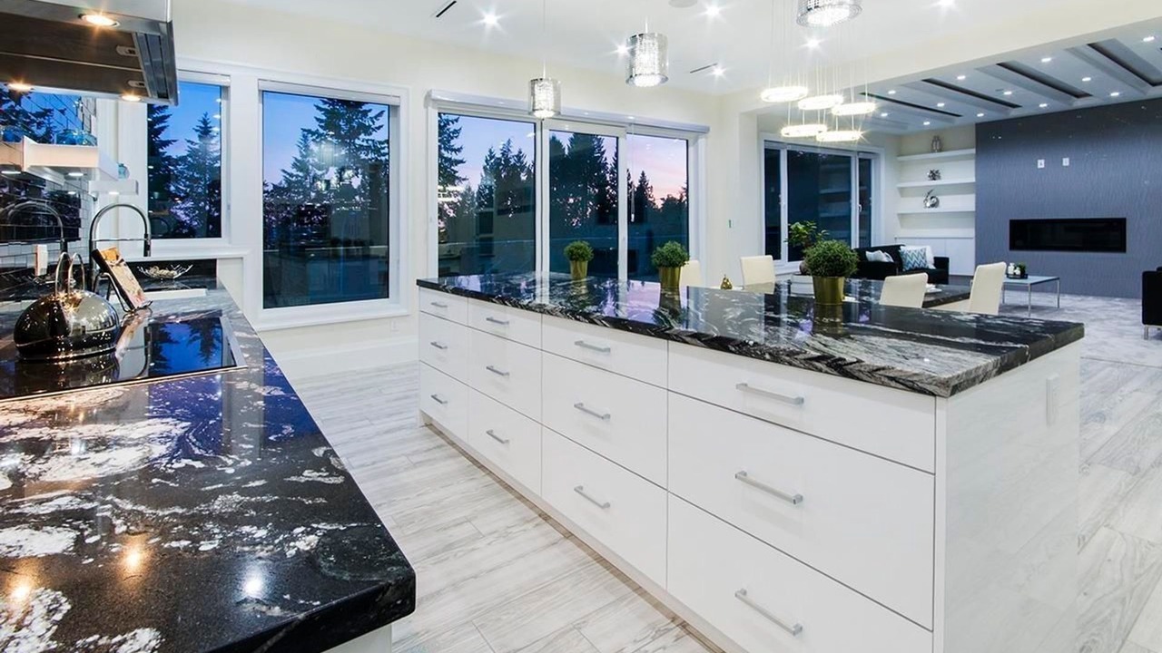 Photo of Kitchen in West Vancouver