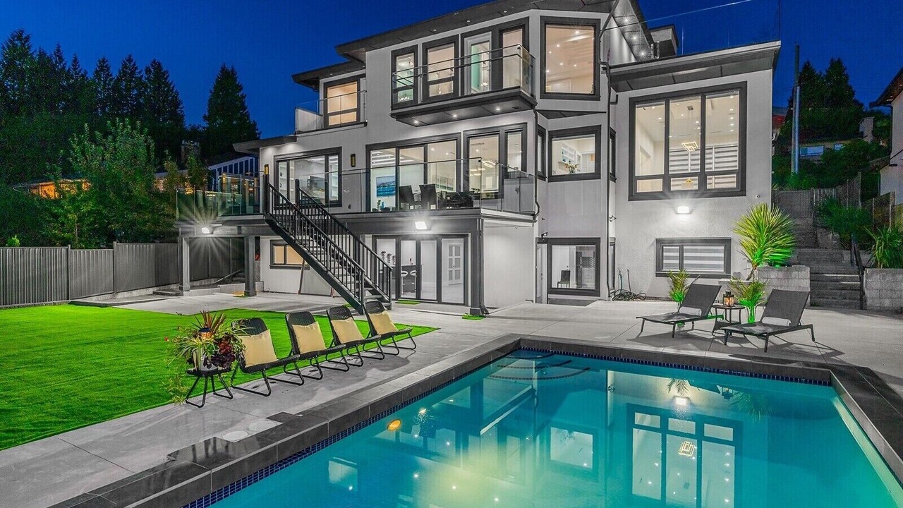 Photo of Outdoor in West Vancouver