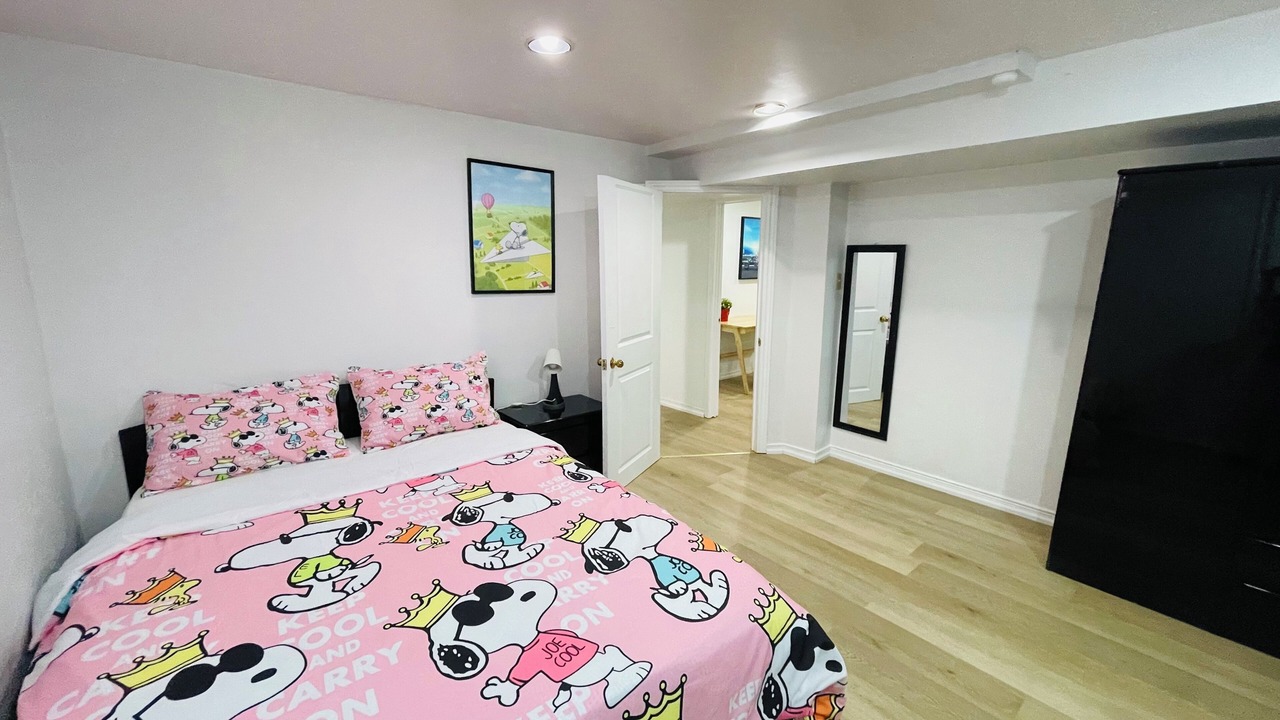 Photo of Bedroom in Thornhill