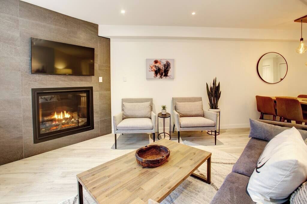 Photo of Livingroom in Whistler Creekside