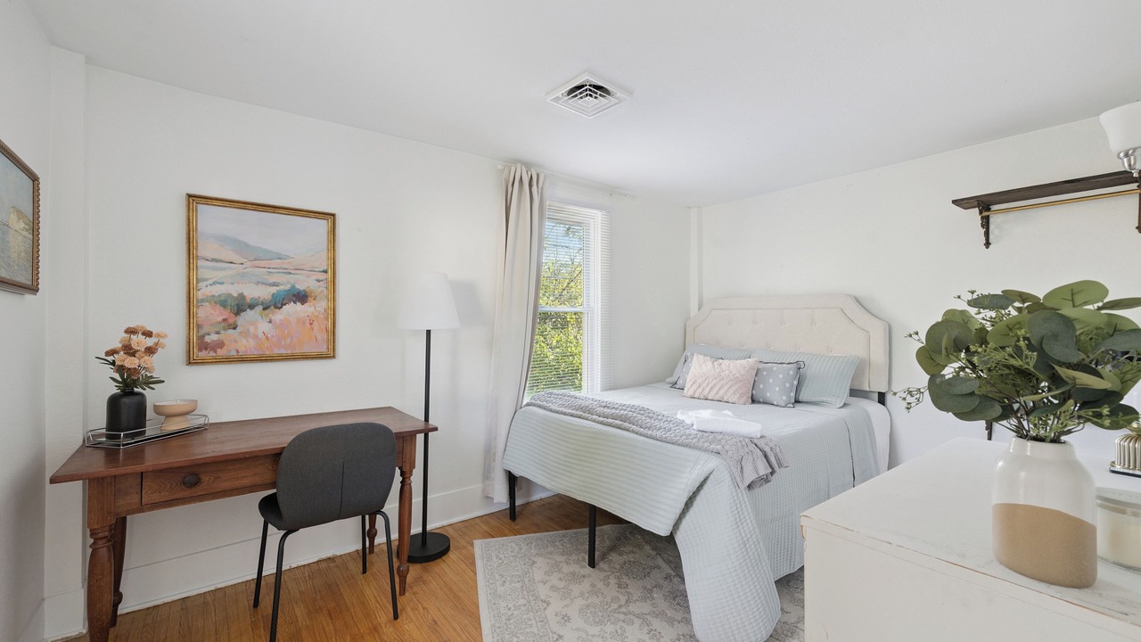 Photo of Bedroom in Maumee
