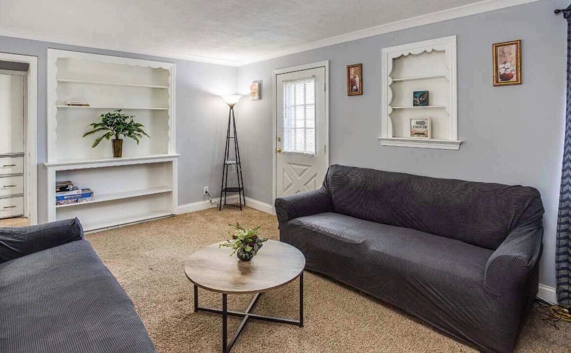 Photo of Livingroom in Rochester