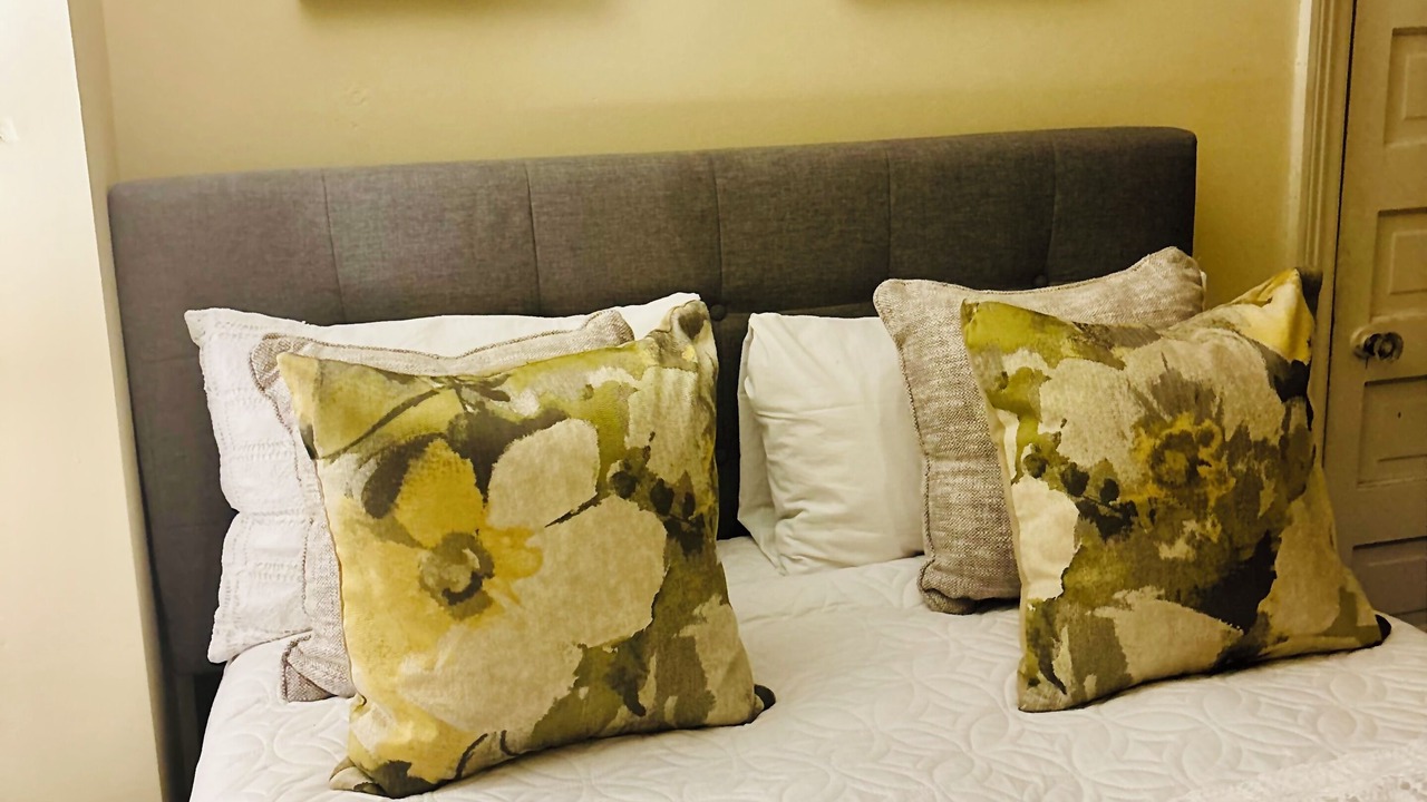 Photo of Bedroom in Bridgeview