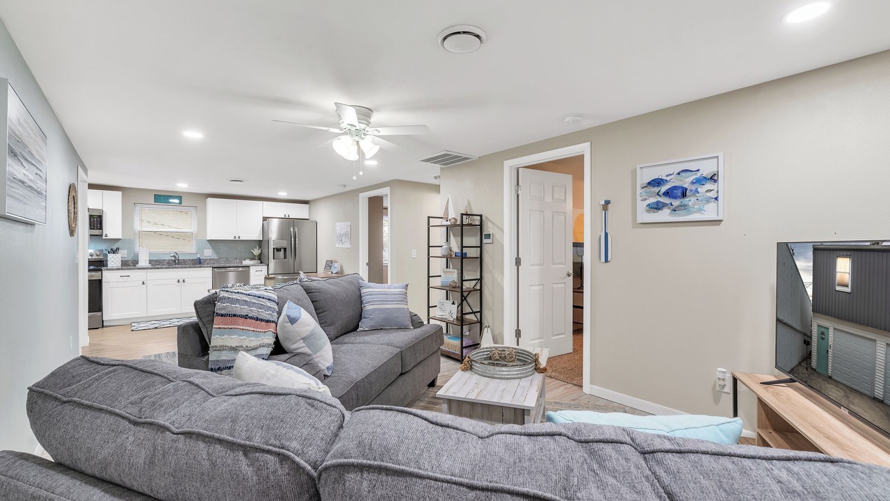 Photo of Livingroom in Maumee