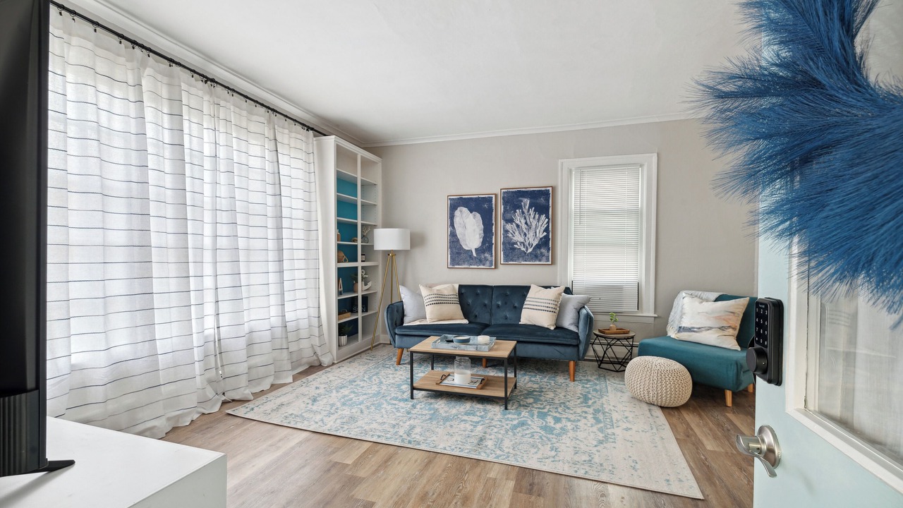 Photo of Livingroom in Maumee