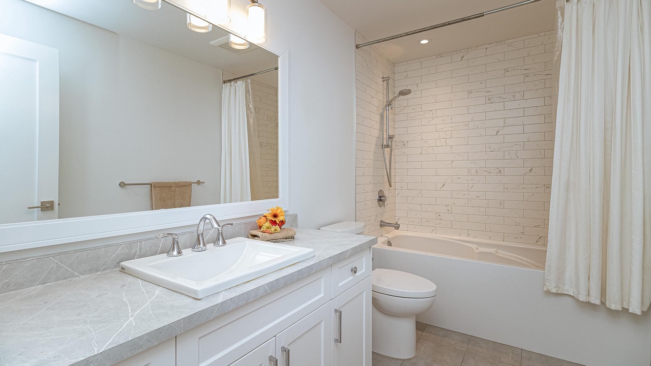 Photo of Bathroom in Gonzales
