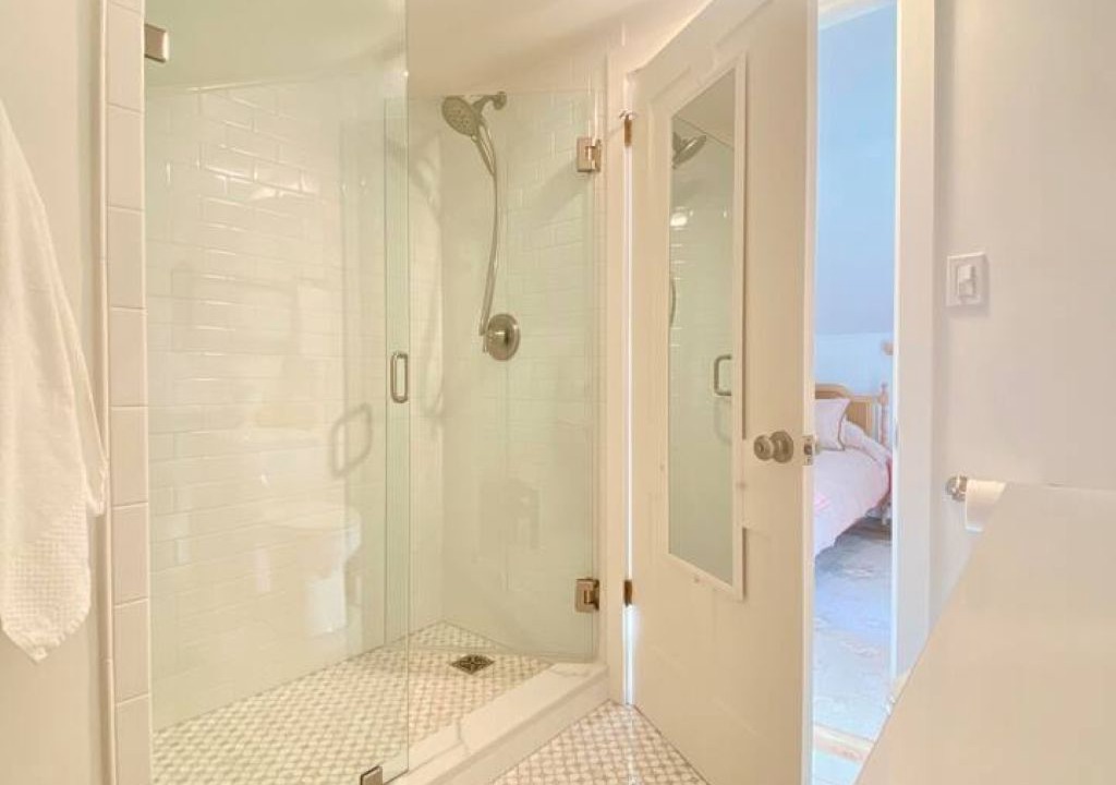 Photo of Bathroom in Sennett