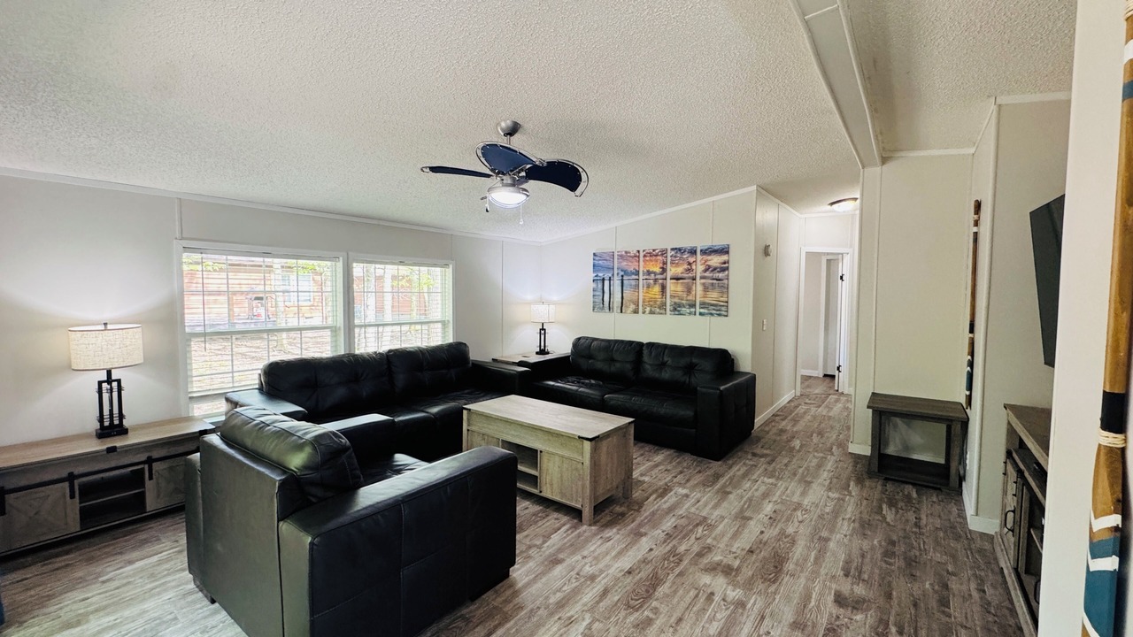 Photo of Livingroom in Put-in-Bay
