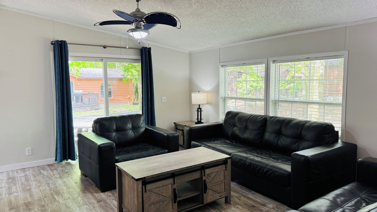 Photo of Livingroom in Put-in-Bay