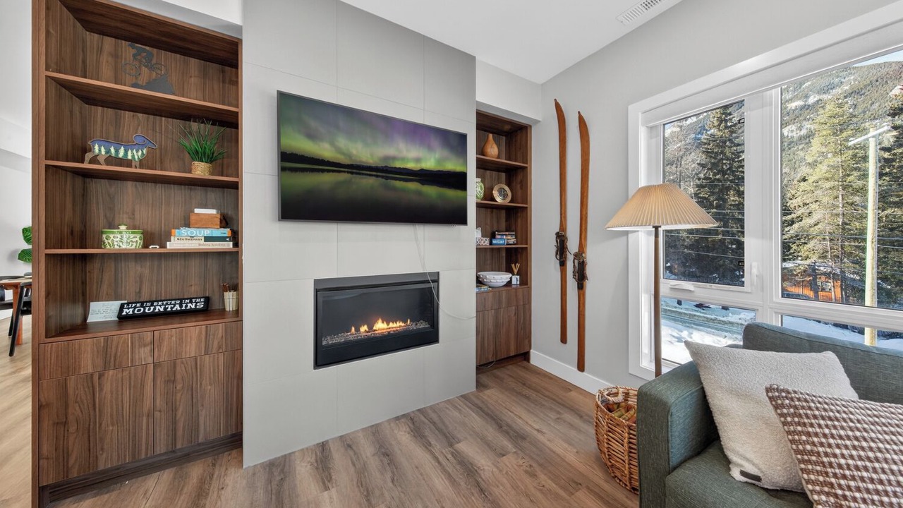 Photo of Livingroom in East Kootenay