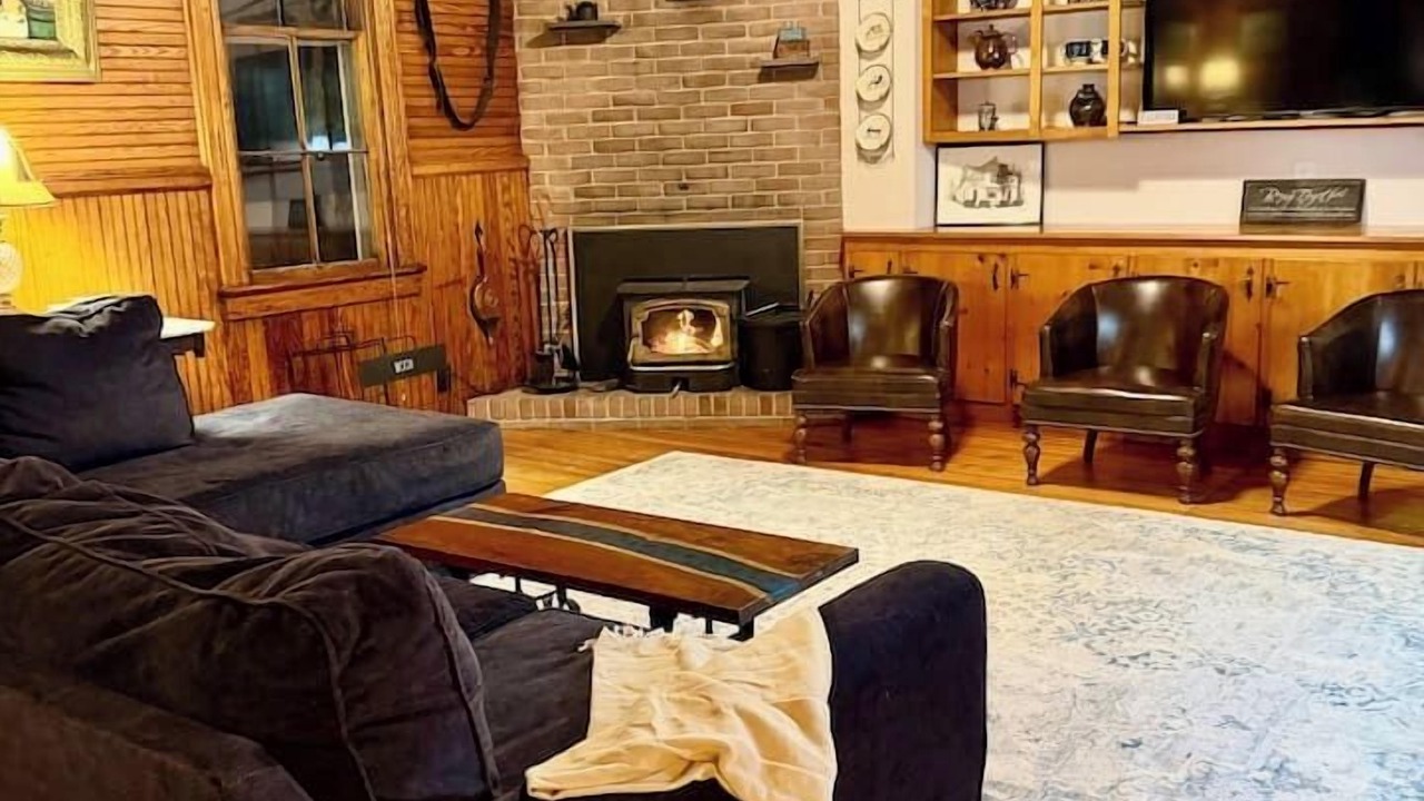 Photo of Livingroom in Palmyra