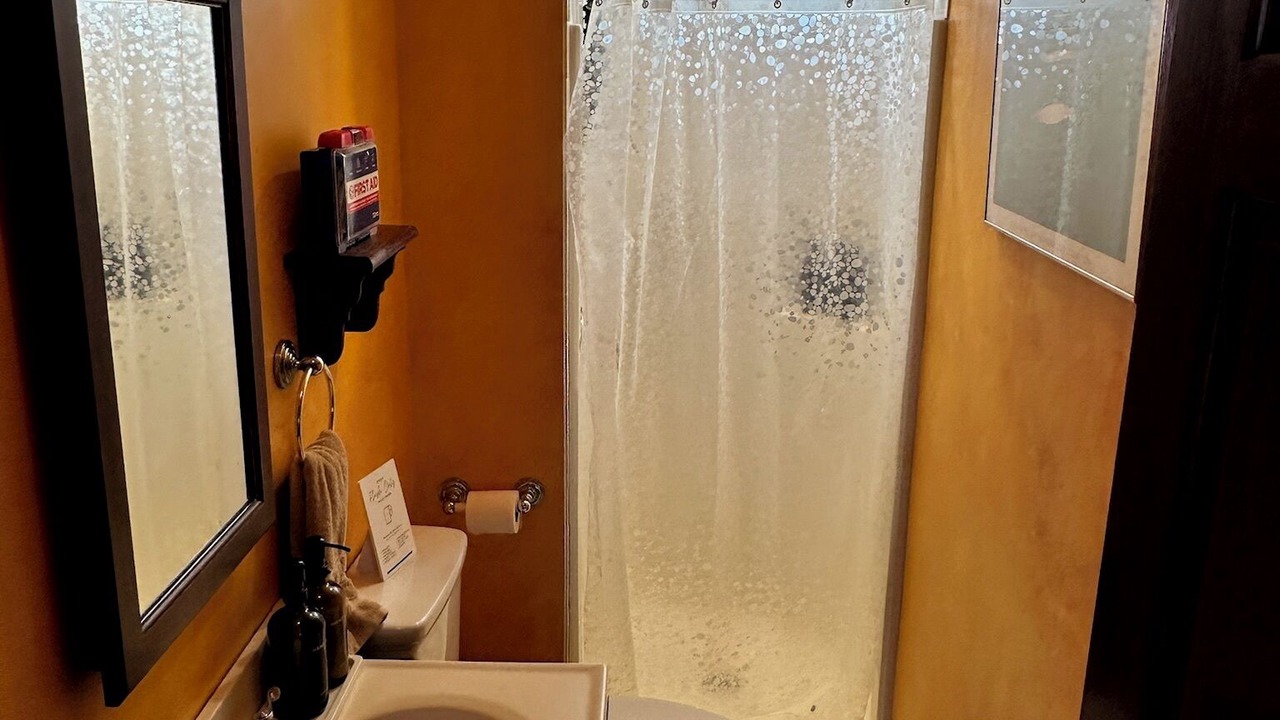 Photo of Bathroom in Sheldrake
