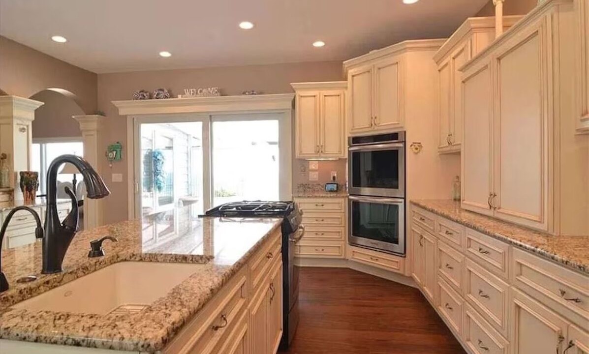 Photo of Kitchen in Lorain