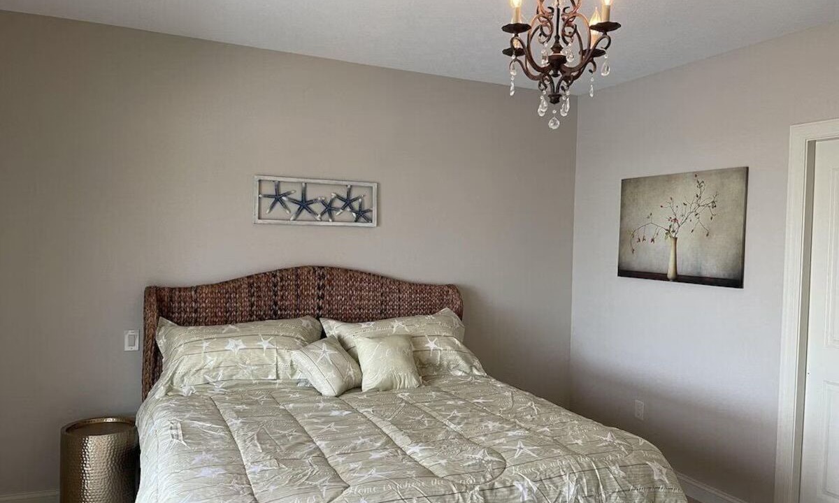 Photo of Bedroom in Lorain
