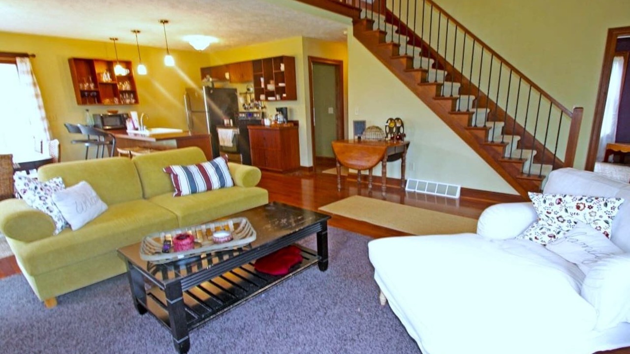 Photo of Livingroom in Kelleys Island