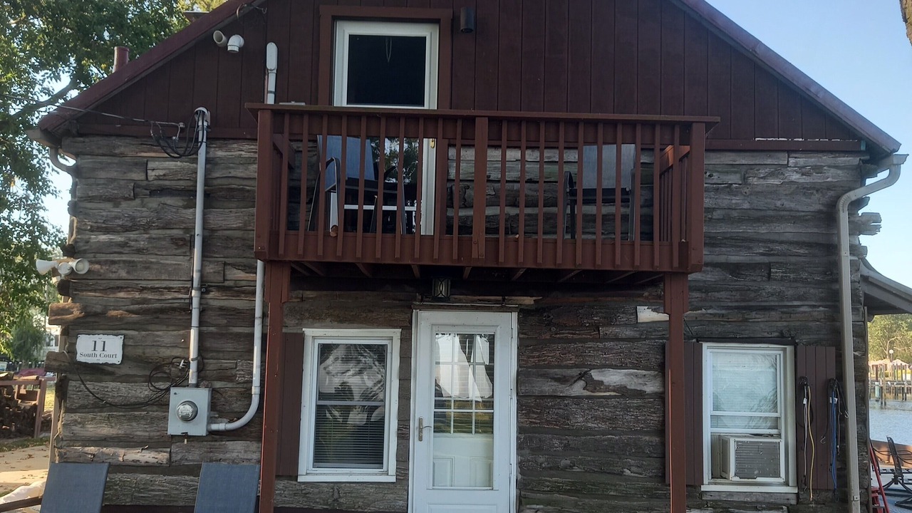 Photo of Outdoor in Huron